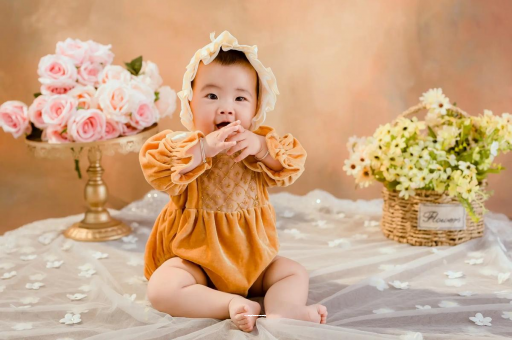 自贡宝宝从鼻子里溢奶处理